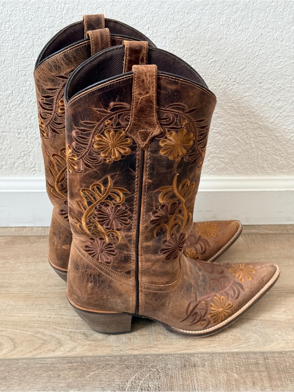 Abilene Boot Co. Brown Floral Embroidered Lace-Up Cowboy Boots